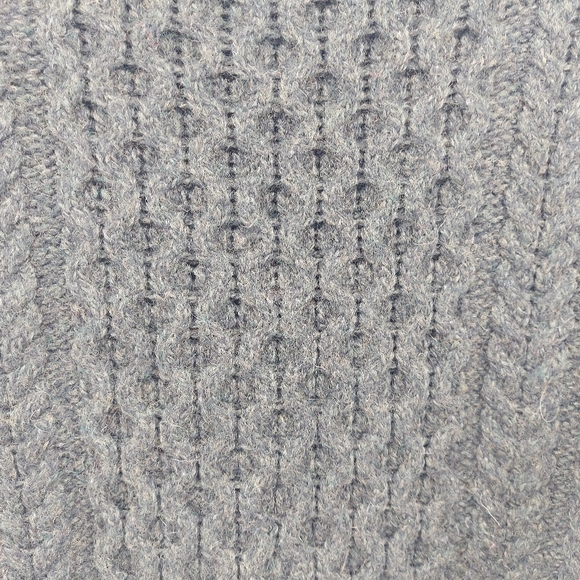 Inis Craft Wool Cableknit Cardigan Size Medium Green - Picture 4 of 4